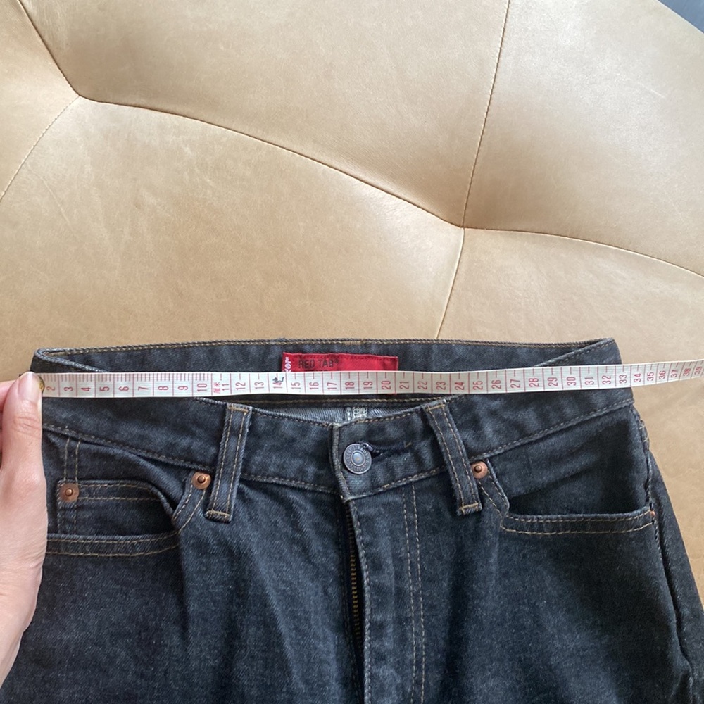 Levi’s Jean - Picture 6 of 9